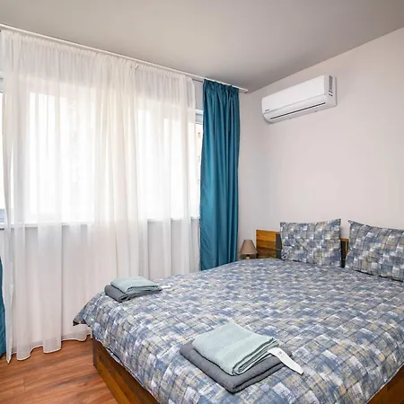 Stylish 1 Bedroom - Quiet & Comfortable Lejlighed *